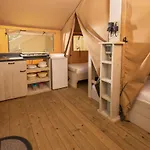 Mobile Homes Bijela Uvala Vacanceselect 4* Poreč