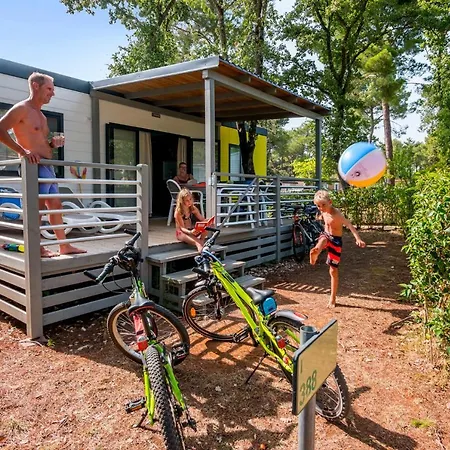 Mobile Homes Bijela Uvala Vacanceselect 4* Poreč