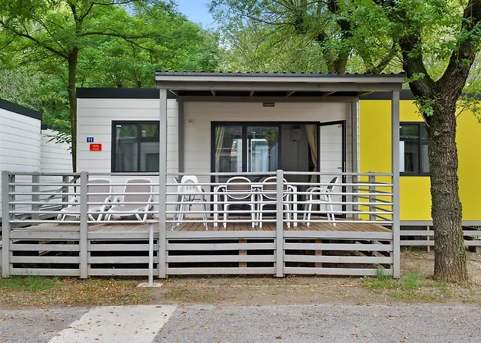 Üdülőpark Mobile Homes Bijela Uvala Vacanceselect 4*