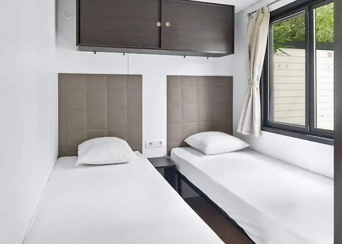 Mobile Homes Bijela Uvala Vacanceselect Üdülőpark