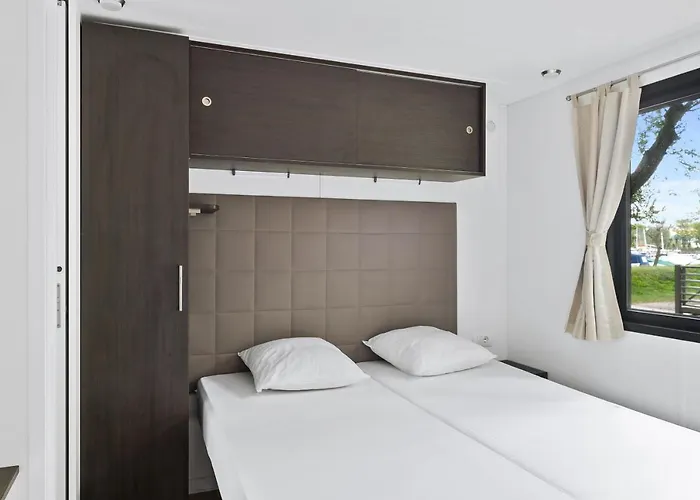 Mobile Homes Bijela Uvala Vacanceselect