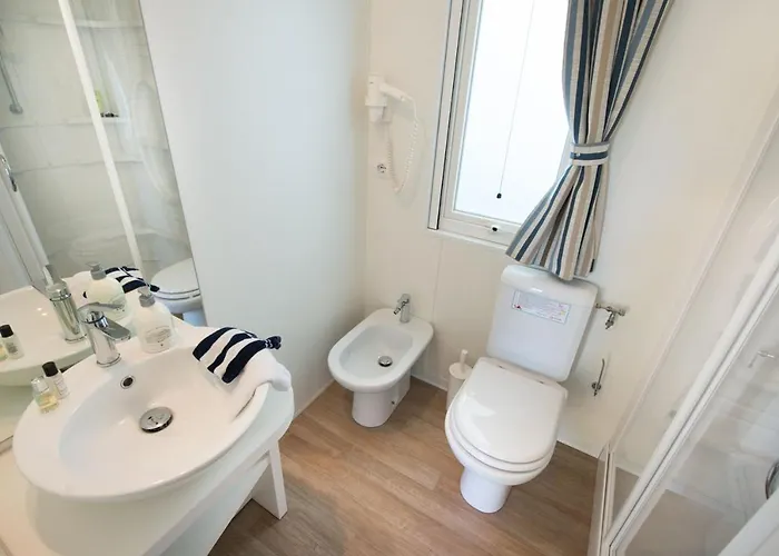 Mobile Homes Bijela Uvala Vacanceselect Üdülőpark Poreč