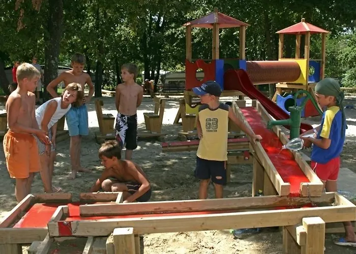 Πάρκο διακοπών Mobile Homes Bijela Uvala Vacanceselect