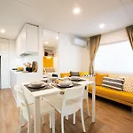 منتزه العطل Mobile Homes Bijela Uvala Vacanceselect بوريتش