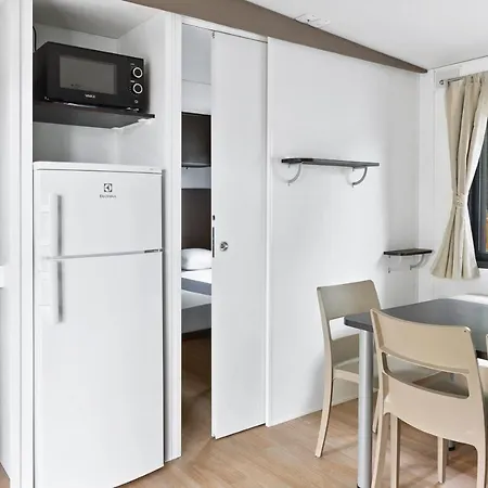 Mobile Homes Bijela Uvala Vacanceselect Semesterpark 4*