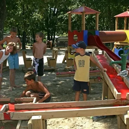 Vakantiepark Mobile Homes Bijela Uvala Vacanceselect