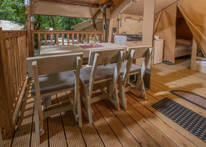 Mobile Homes Bijela Uvala Vacanceselect 假日公园