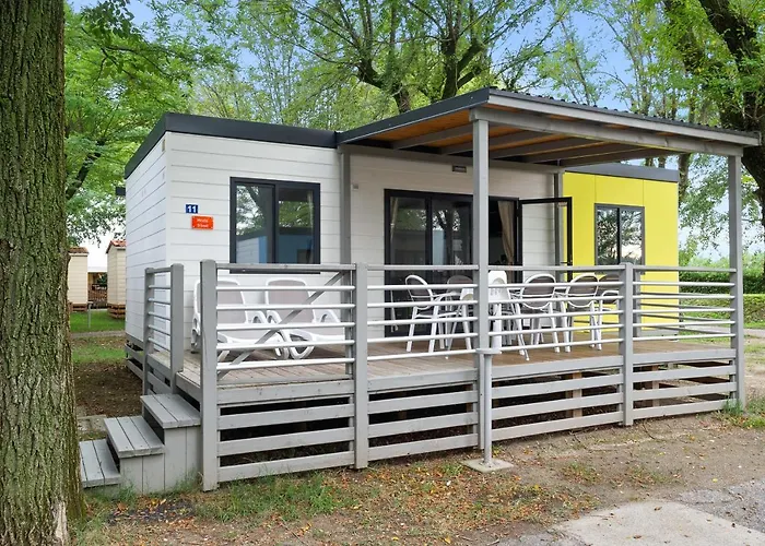 假日公园 Mobile Homes Bijela Uvala Vacanceselect 4*