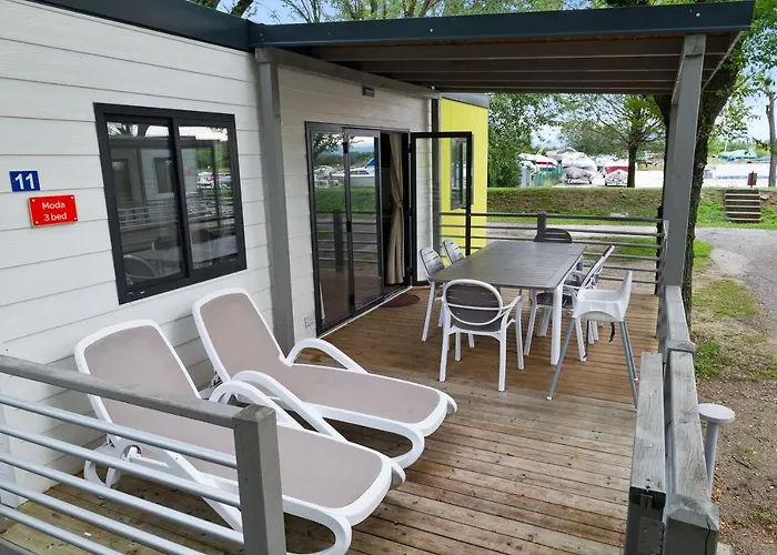 Mobile Homes Bijela Uvala Vacanceselect 假日公园 波雷奇