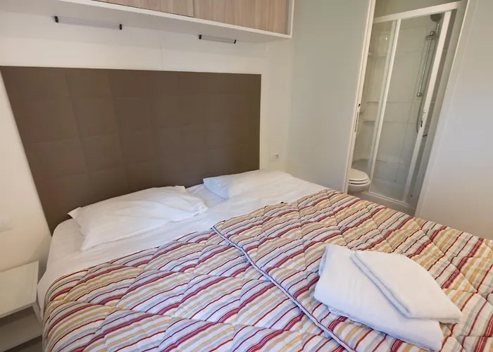 Mobile Homes Bijela Uvala Vacanceselect