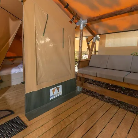 Mobile Homes Bijela Uvala Vacanceselect ポレッチ