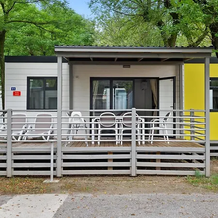 Tatil parkı Mobile Homes Bijela Uvala Vacanceselect 4*